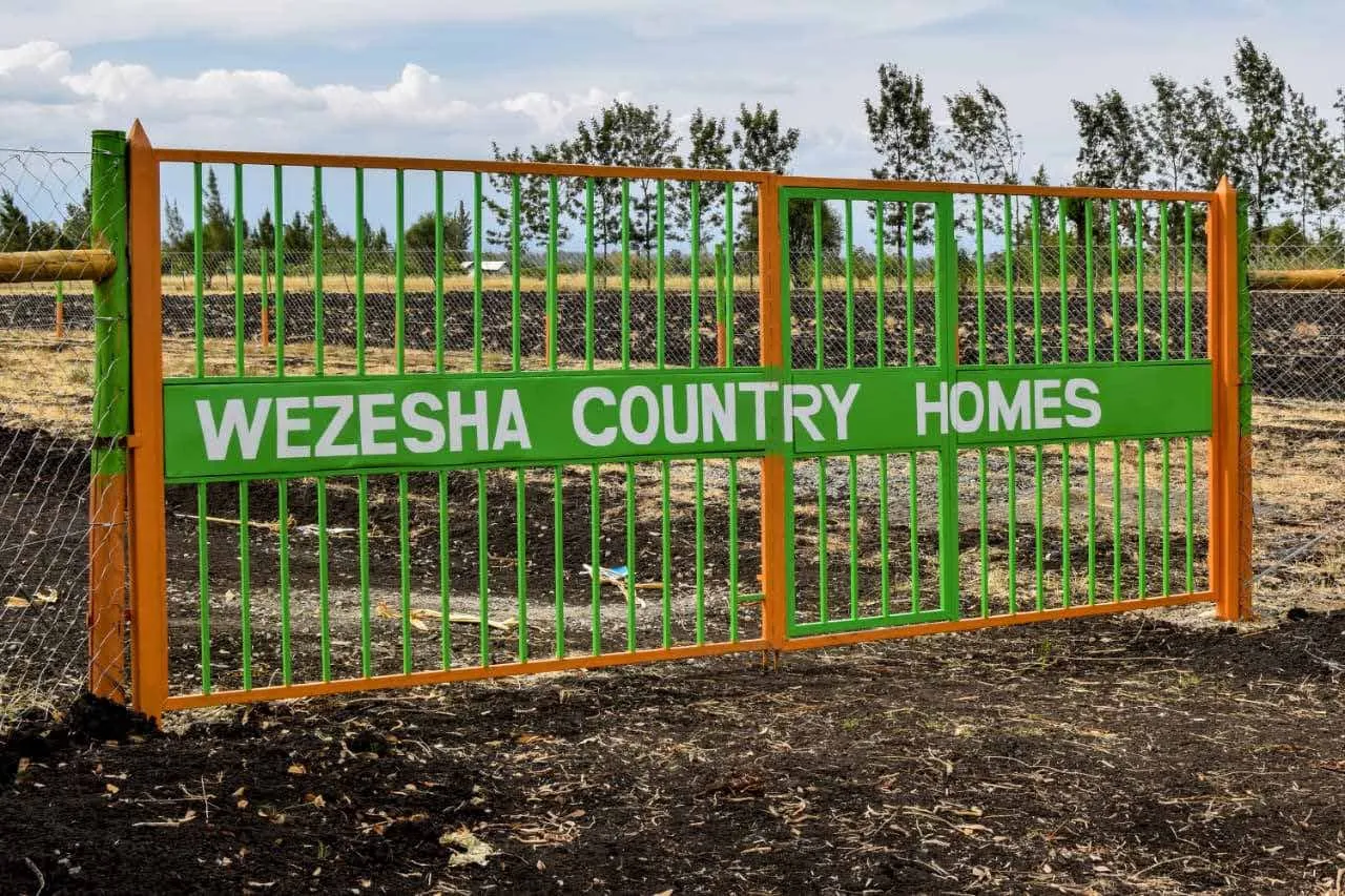 Entrance gate of Wezesha Country Homes, Sagana